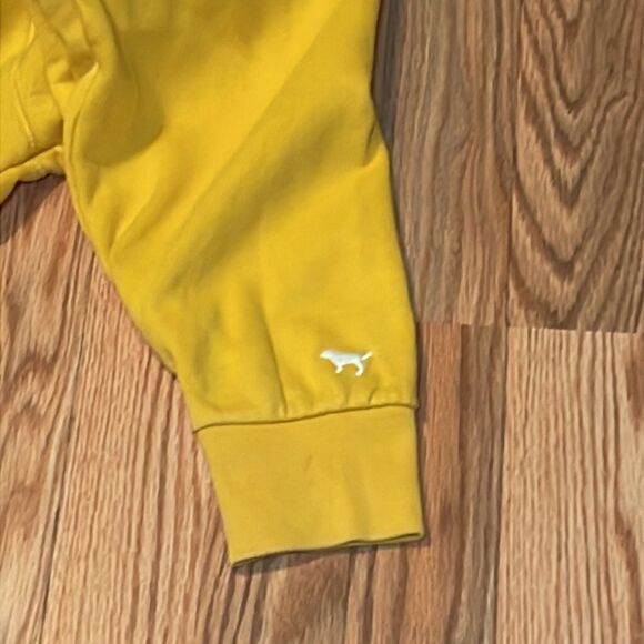 PINK Victoria’s Secret 2010 Oversized Yellow Pullover, Small - Picture 4 of 7